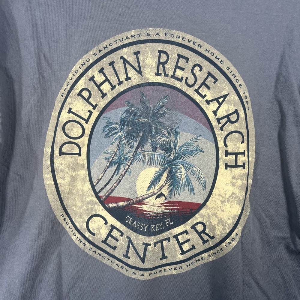 Blue 84 Dolphin Research Center Grassy Key FL Graphic T-Shirt Long Sleeve Small